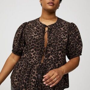 #T253 - NWT - Leopard Print Tie-Front Blouse-2X